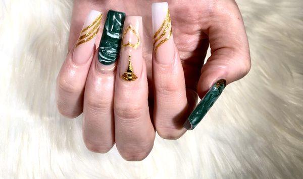 Emerald Green Marble Nails with Gold