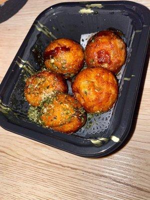 No Japanese Mayo on my Takoyaki :(