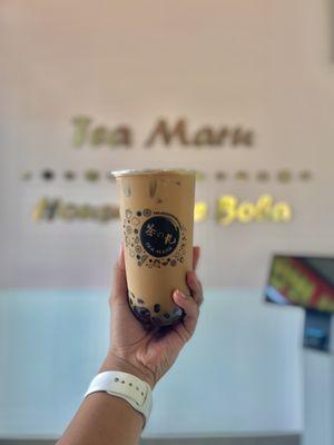 [L] Okinawa Milk Tea w/Boba