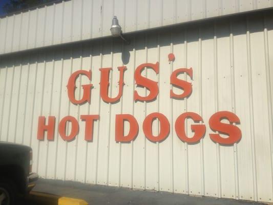 Gus's Hot Dogs!