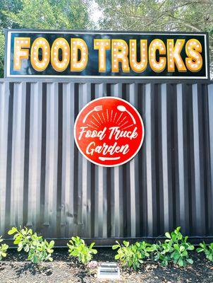 Parking of the Food Truck Garden