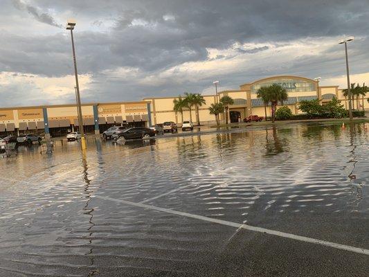 Beware of the river their outer parking lot becomes after not that much rain. 2 sewer lines converge & it floods instead of draining!