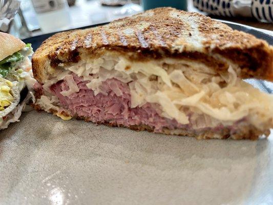 This is a good Rueben