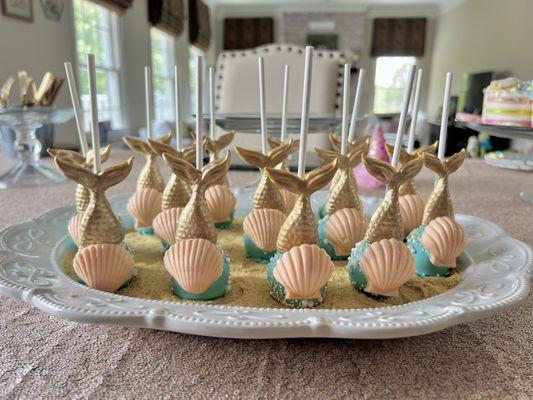 Custom cake pops