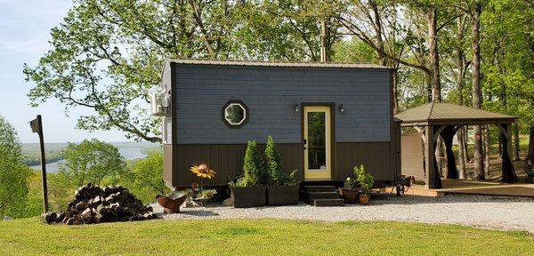 Tiny Tea House