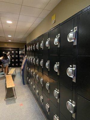 Day lockers