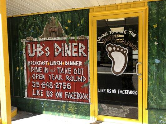 U-B's Diner exterior.