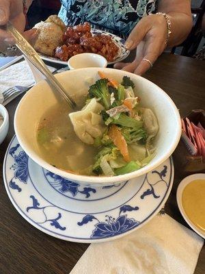 Amazing wonton soup!