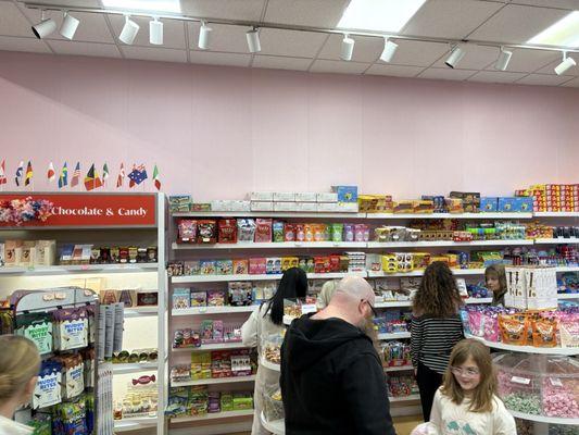 Inside The Candy Spot -- on Friday, 29 November 2024