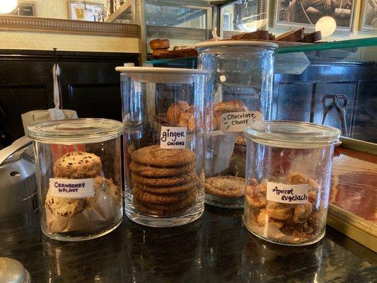 Ginger cookies and chocolate cookies.