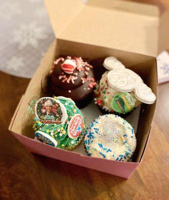 Christmas themed cupcakes