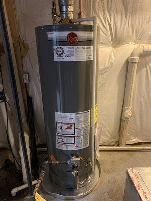 55 gal Rheem water heater with a mixing valve on top installed by Alex and Matt. Very happy with their service!!