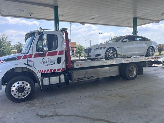 AA Towing And Recovery