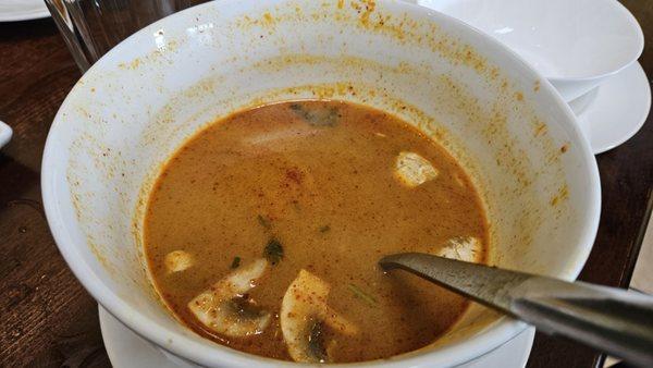 Tom yum soup