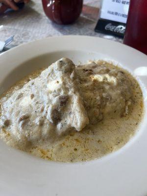 Biscuit and gravy