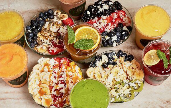 Healthylicious smoothies and mocktails with scrumptious Acai, Pitaya, PB, Mango, Green Matcha or Choco-cream bowls.