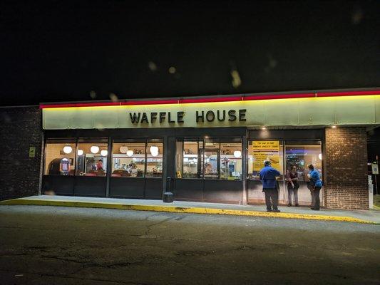 Waffle House - Newport