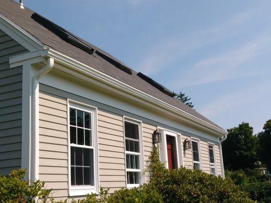 Seamless Gutter/ Classic Cape, Gutter Service Of Maine llc Image by Chad Johnson