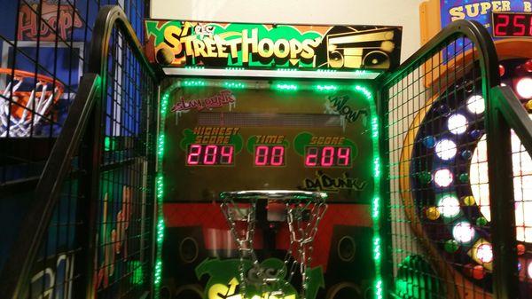 Played some street hoops and my score is now the highest score to try to beat.