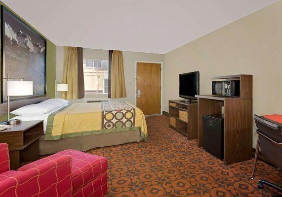 Super 8 By Wyndham Denver Central