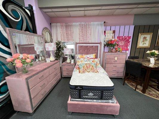 Kids bedroom set