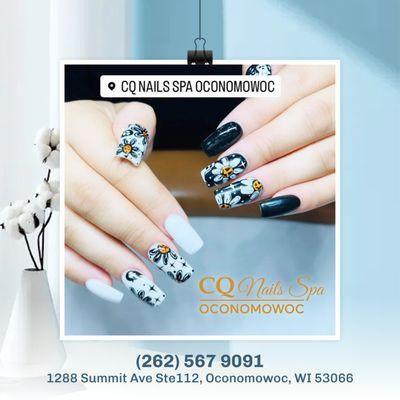 !
Relax and let us design your perfect nails.