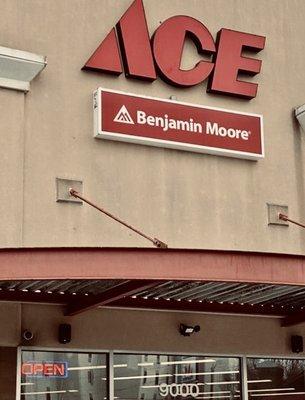 Tweedy and Popp Ace Hardware store front on Holman Road in Ballard