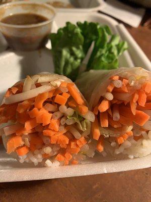 Spring Roll - falls apart while eating because carrots are cut larger an most spring rolls