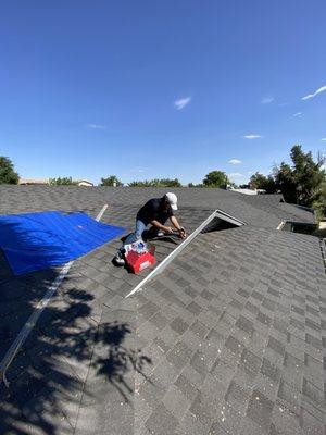 Project manager doing Tarp service