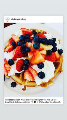 Belgian Waffle with fresh fruit