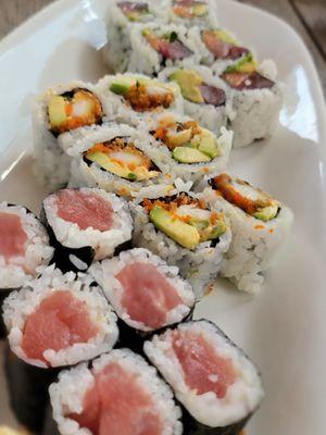 Sushi rolls