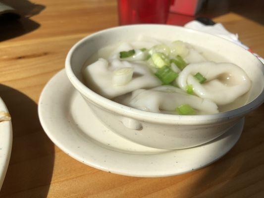 Wonton soup