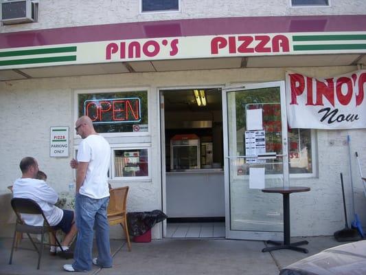 Pino's Pizza & Pasta