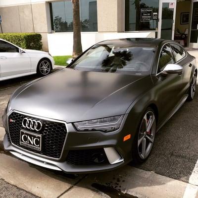 This 2016 Audi RS7 looks amazing with a matte finish.