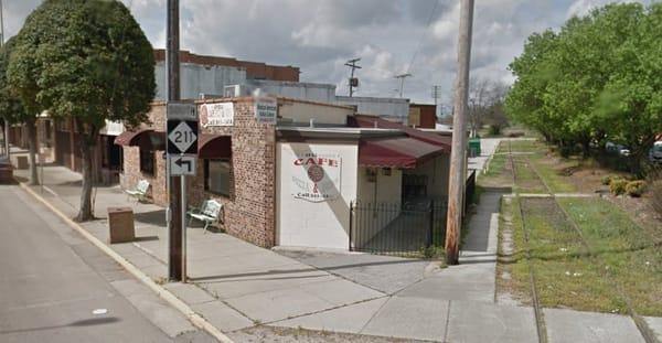 Exterior of building -- Pulled from Google Maps. Restaurant now has a large sign reading "Taqueria el Leon."