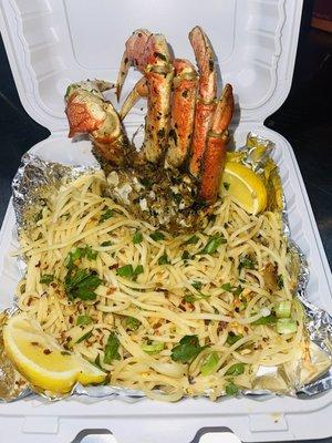 Garlic Roasted Crab and Noodles