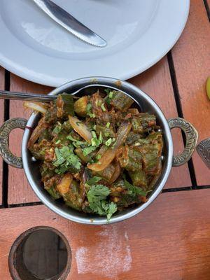 Okra dish