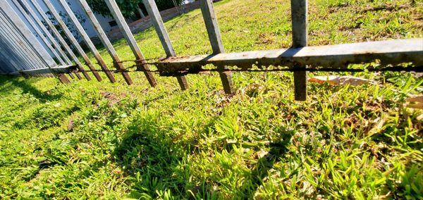 fence repair