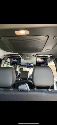 3 drop down screens in 2022 sprinter van low roof