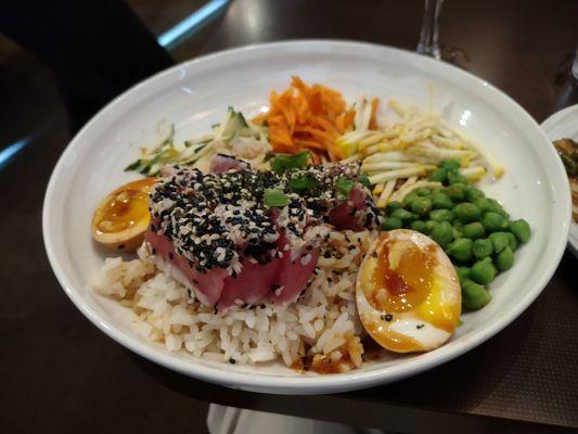 Ahi bowl