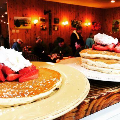 Strawberry and cream pancakes