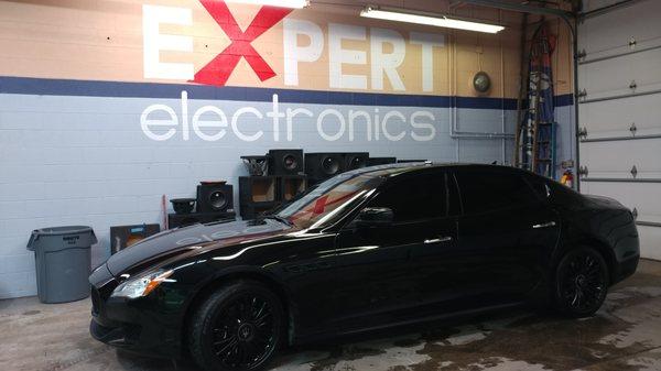 black-out Maserati