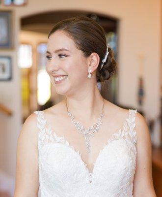 Final result - wedding hair and makeup. Photo by Toanven Photography