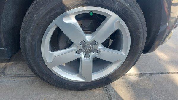 AFTER - Repaired rim with no scratches.  Looks like new.