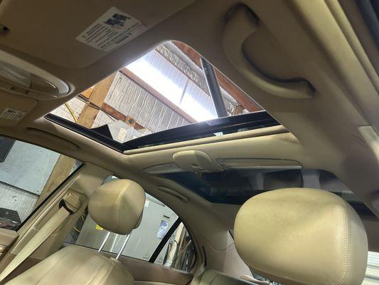 Mercedes sunroof repair