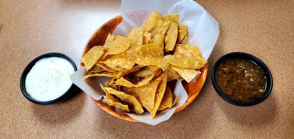 Creamy Jalapeño Cheese Dip, Hot Crispy Chips and Salsa