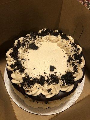 Peanut butter cookies and cream cake. So good!