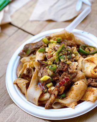 Spicy Cumin Lamb Hand-ripped Noodles | IG: happyfoodieoc