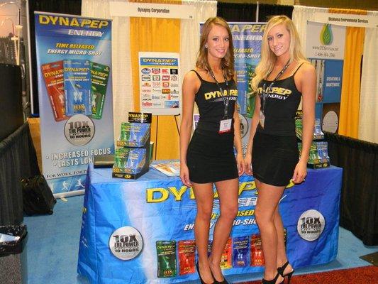 Trade Show Models by Vantage Advertising