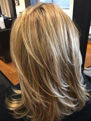 Beautiful caramel/beige blonde!